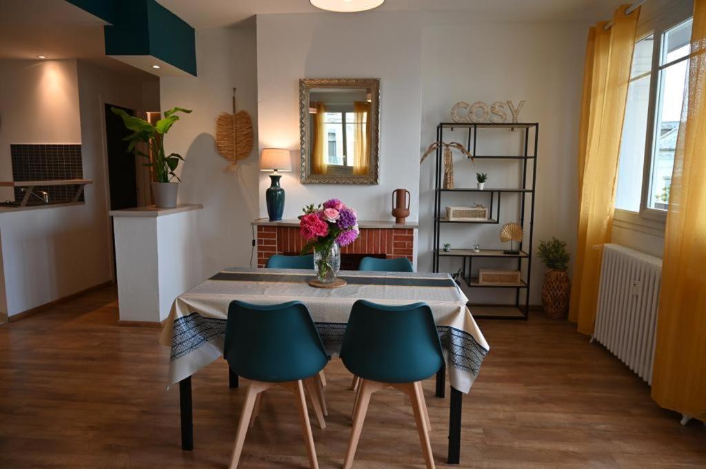Grand Appartement Cosy-Hyper Centre-Place Verdun Tarbes Exterior photo